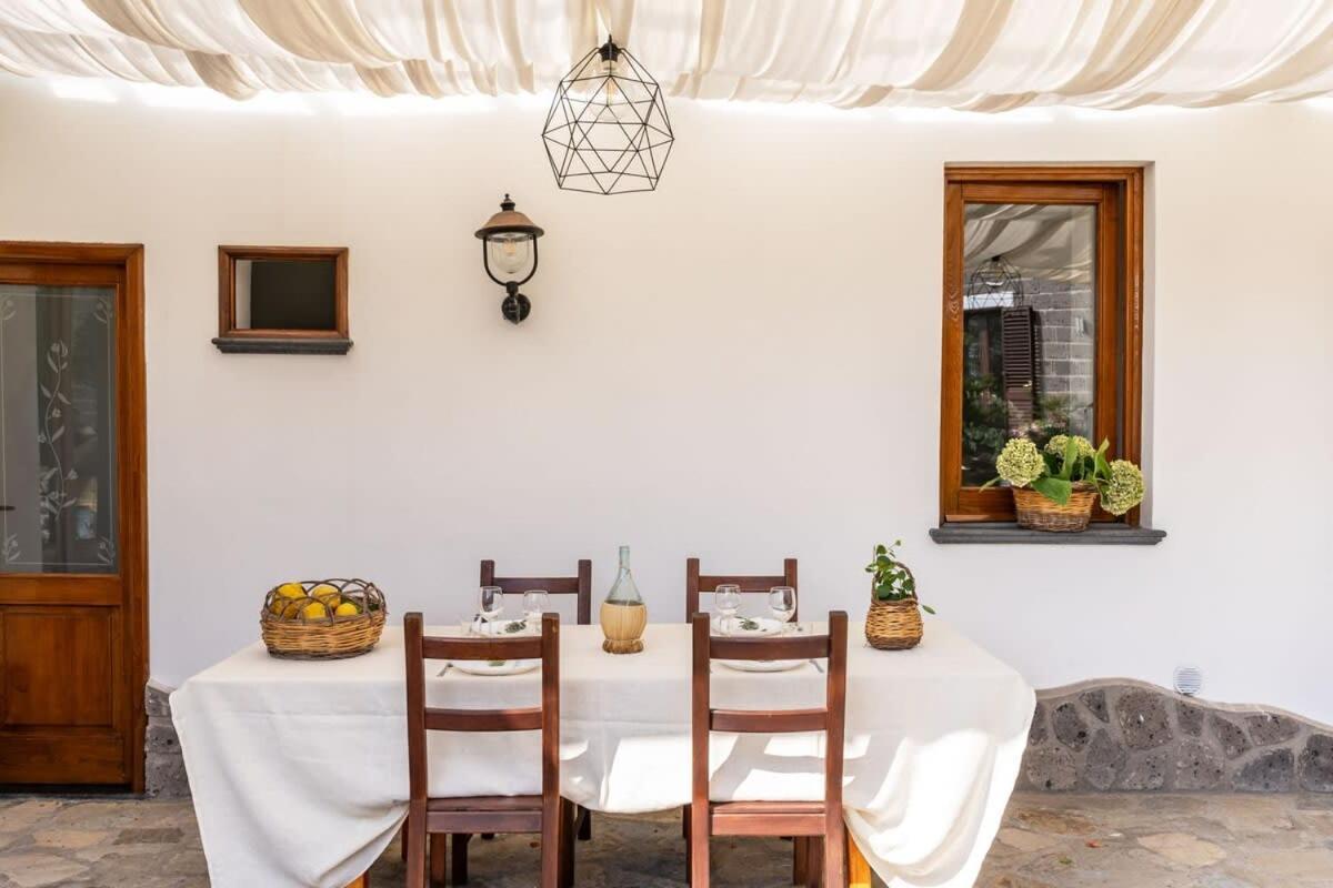 Villa Mimosa Rustic Elegance Views & Pool Масса-Лубренсе Екстер'єр фото