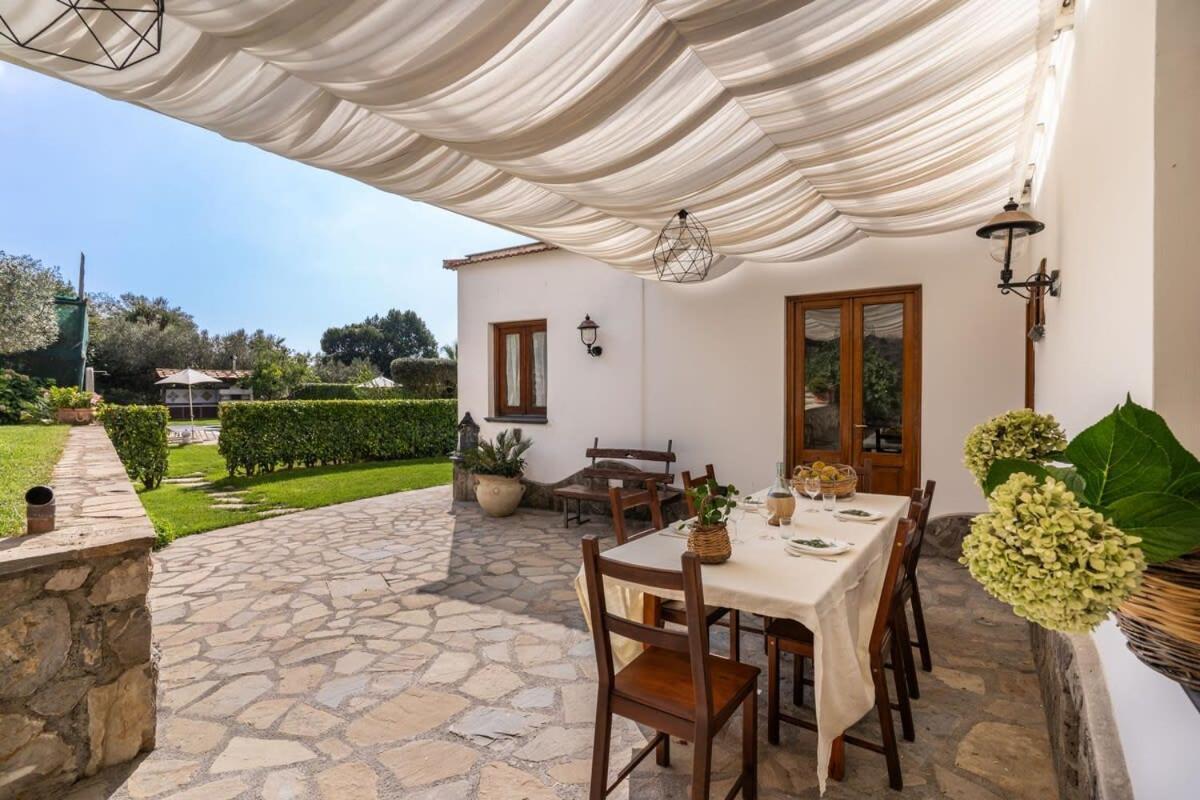 Villa Mimosa Rustic Elegance Views & Pool Масса-Лубренсе Екстер'єр фото