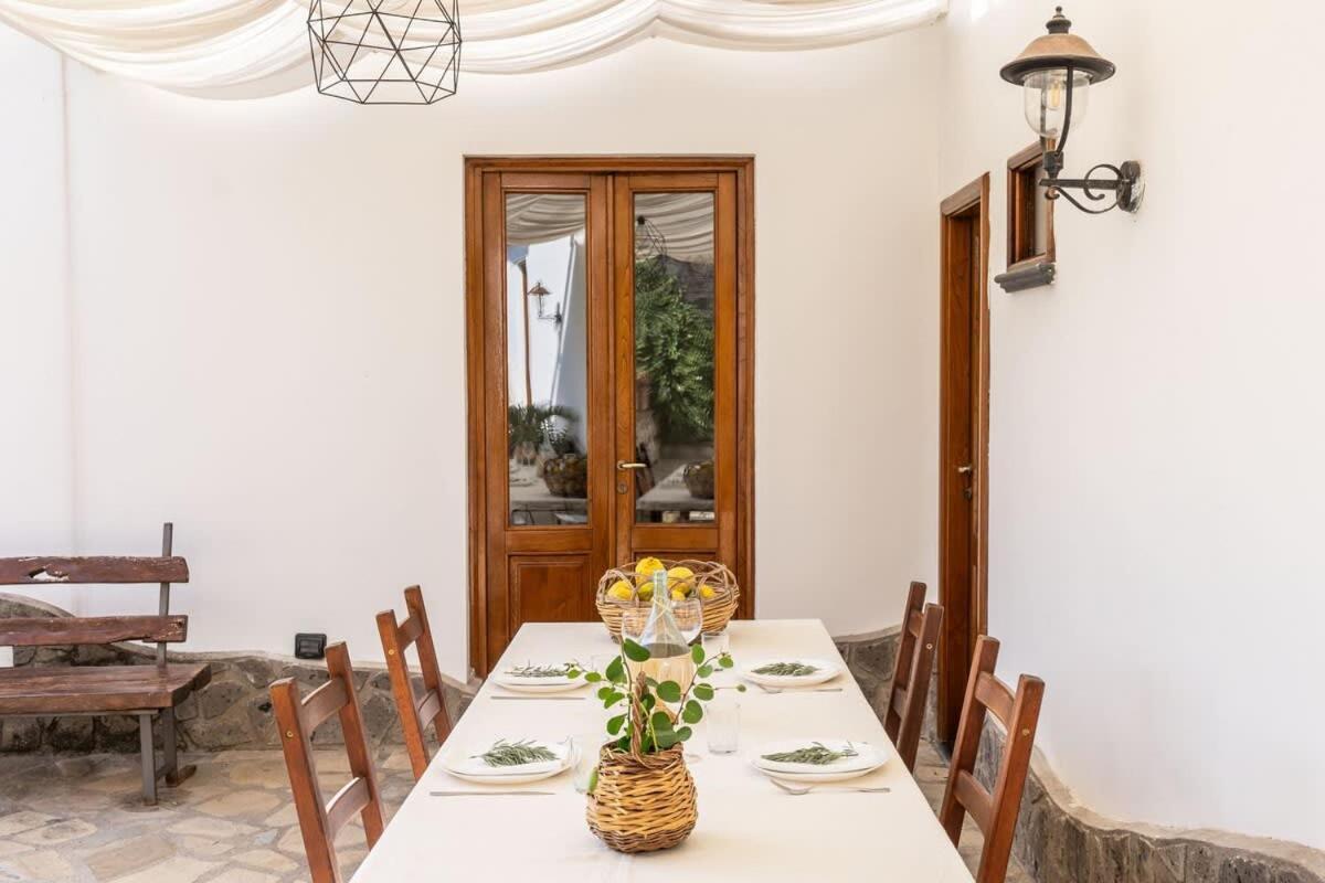 Villa Mimosa Rustic Elegance Views & Pool Масса-Лубренсе Екстер'єр фото