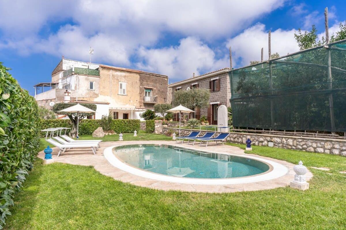 Villa Mimosa Rustic Elegance Views & Pool Масса-Лубренсе Екстер'єр фото