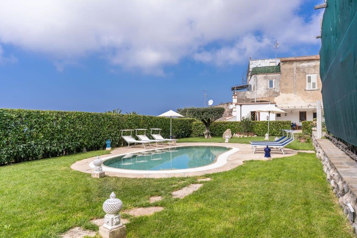 Villa Mimosa Rustic Elegance Views & Pool Масса-Лубренсе Екстер'єр фото