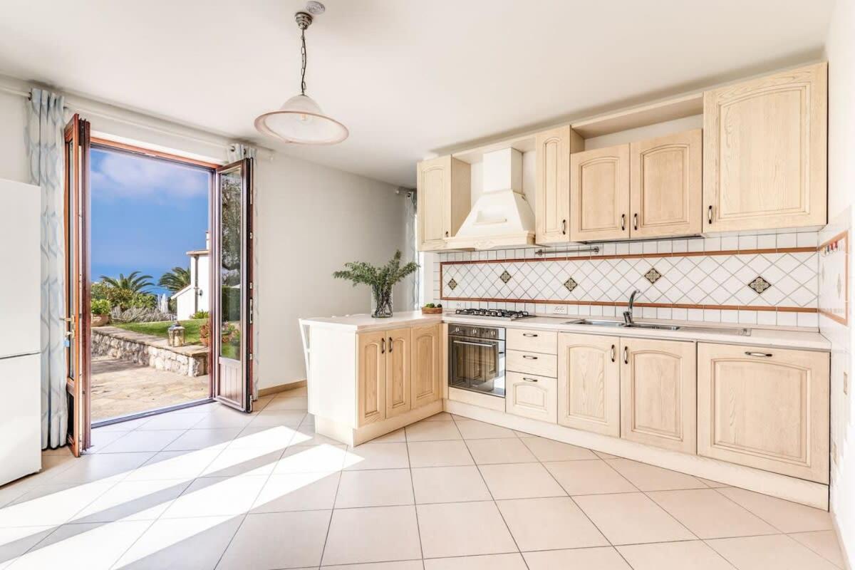 Villa Mimosa Rustic Elegance Views & Pool Масса-Лубренсе Екстер'єр фото